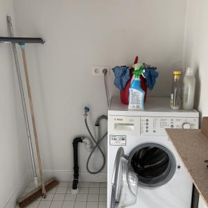 Fernand Cocq : appartement une chambre + bureau et terrasses