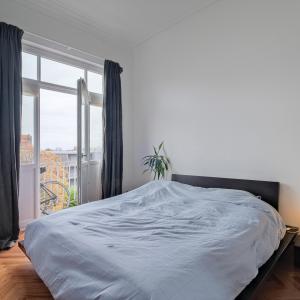 Fernand Cocq : appartement une chambre + bureau et terrasses
