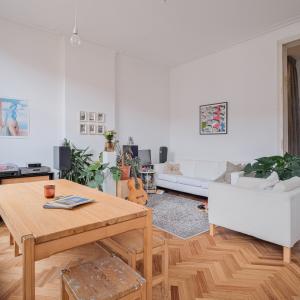 Fernand Cocq : appartement une chambre + bureau et terrasses