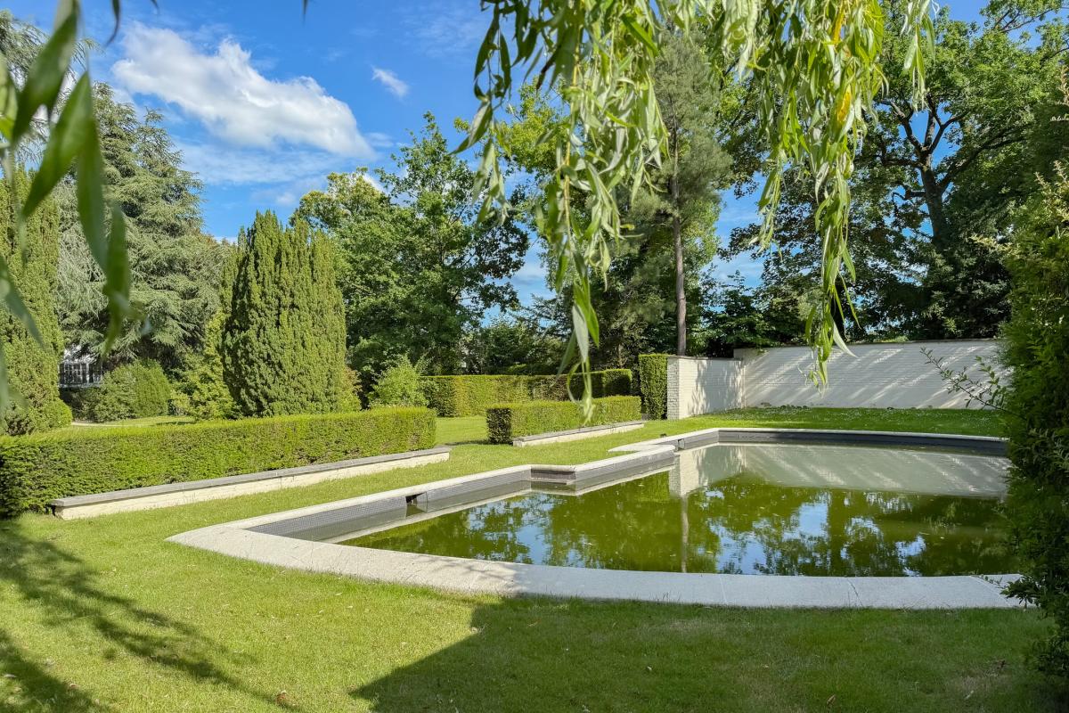 Propriété moderniste d'exception à Uccle