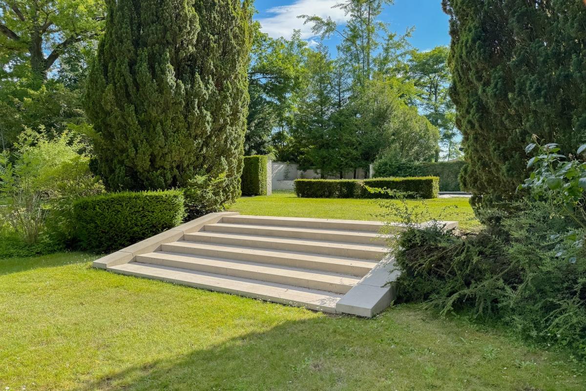 Propriété moderniste d'exception à Uccle