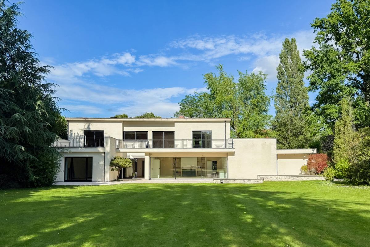Propriété moderniste d'exception à Uccle