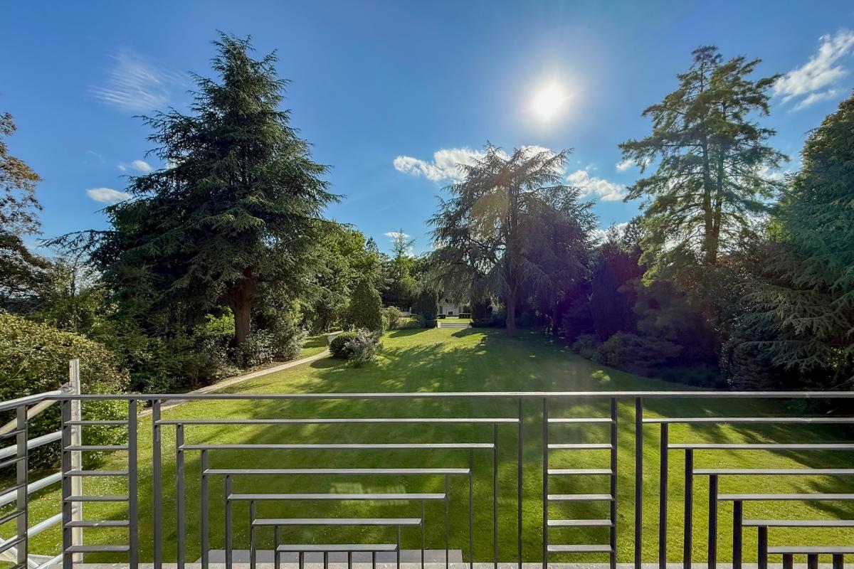 Propriété moderniste d'exception à Uccle