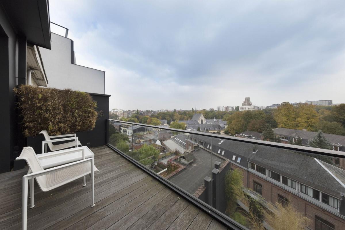 Maison 4 ch ± 700 m² à proximité des Etangs d'Ixelles