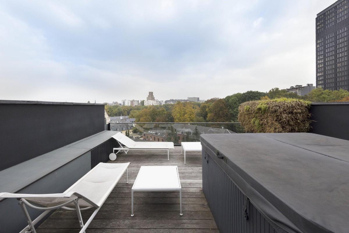 Maison 4 ch ± 700 m² à proximité des Etangs d'Ixelles