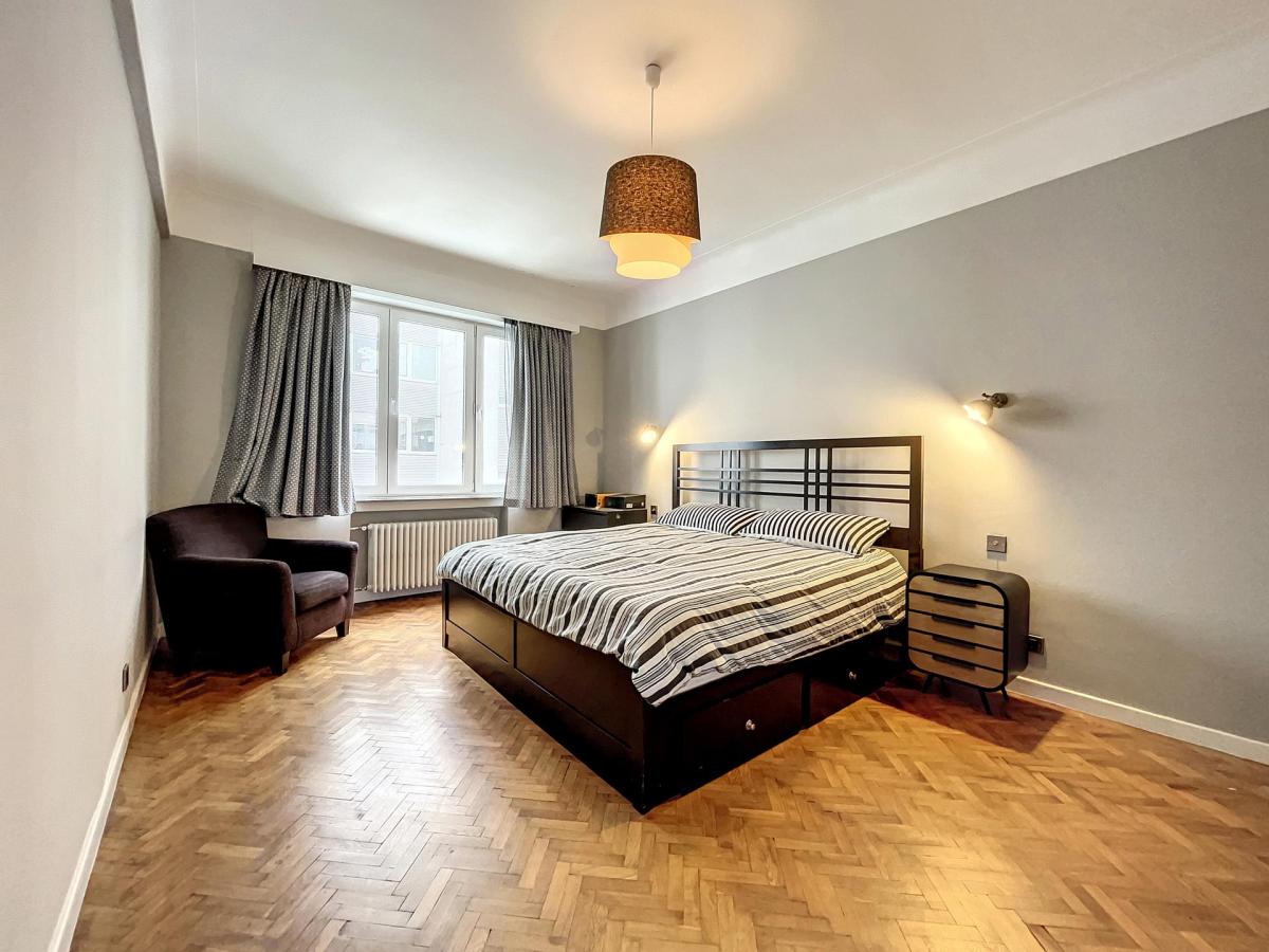 Quartier européen - Appartement meublé de 140 m² brut