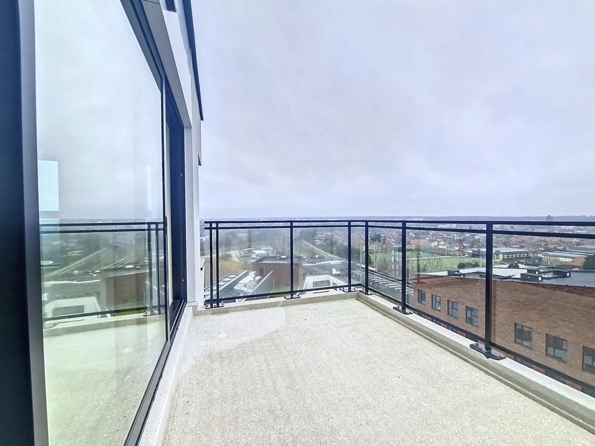 DELTA VIEW - Penthouse 131 m² 2 ch. + terrasse 39 m²
