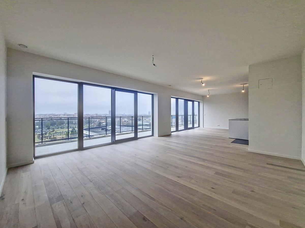 DELTA VIEW - Penthouse 131 m² 2 ch. + terrasse 39 m²