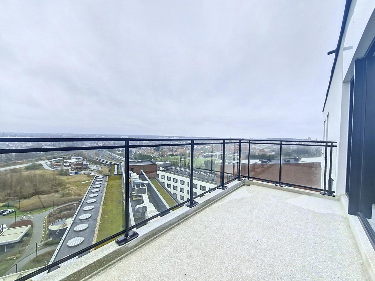 DELTA VIEW - Penthouse 164 m², 3 ch. + terrace 20 m²