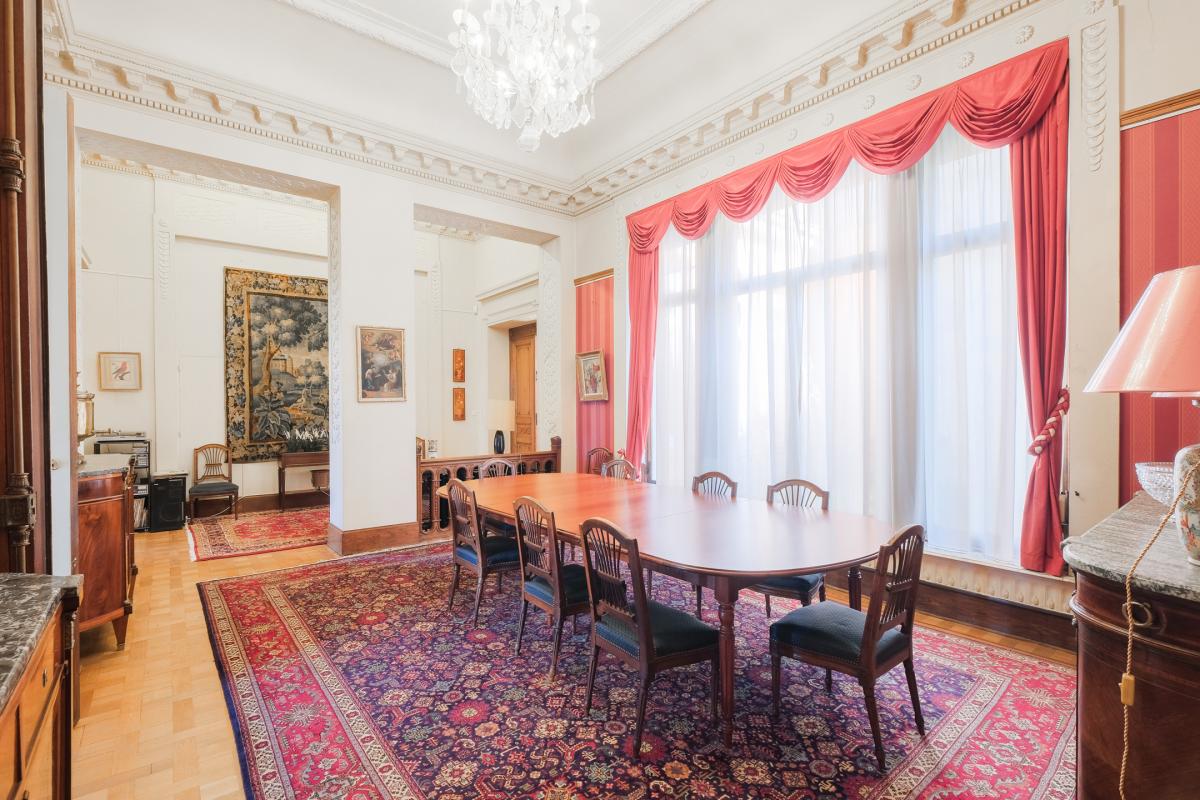 SOUS OFFER !! Cambre, splendide appartement de caractère, 4 ch et garage 