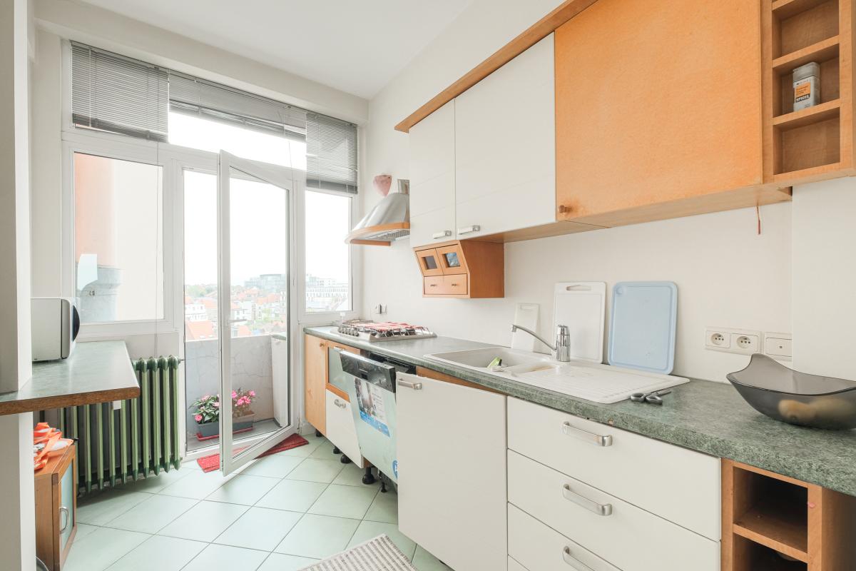 SOUS COMPROMIS ! Square de Léopoldville, Bel appartement 3 ch et terrasses