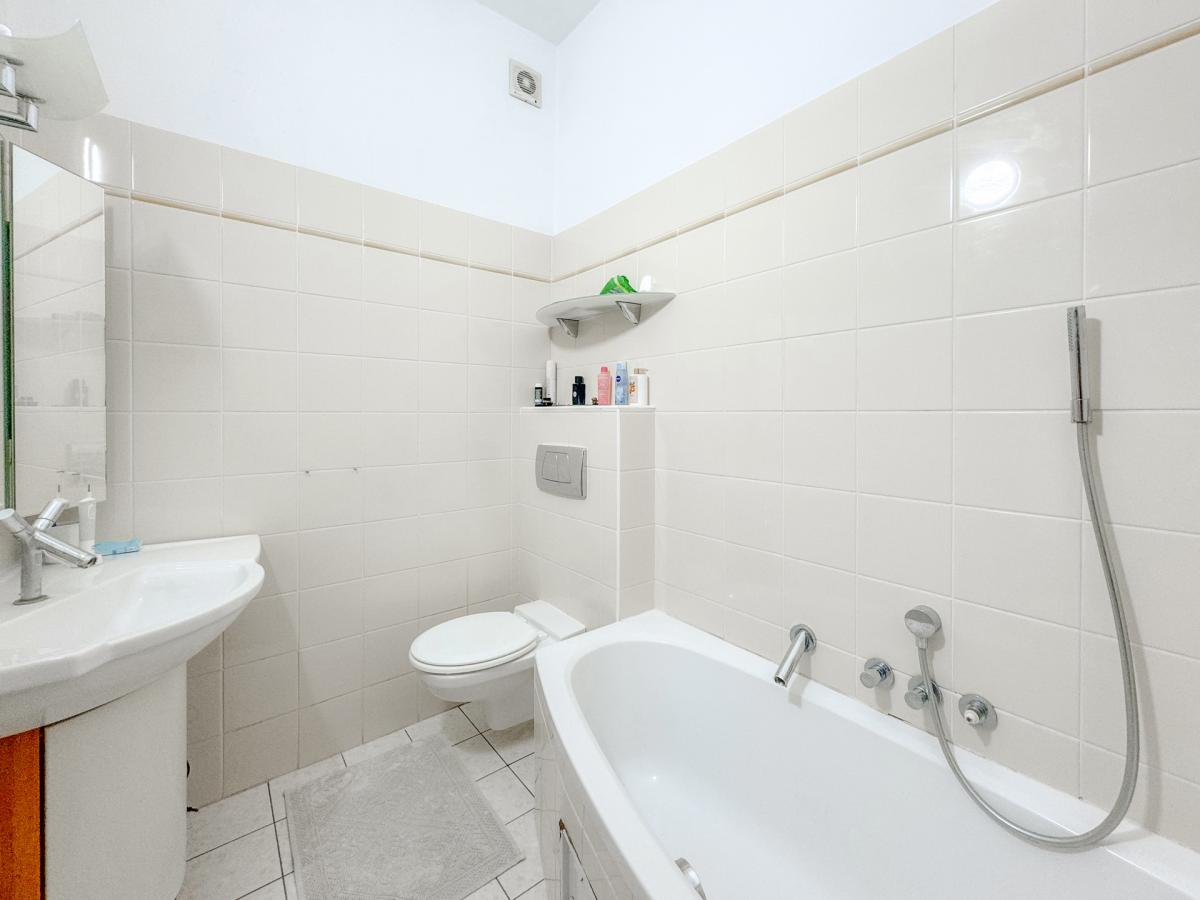 SOUS COMPROMIS ! Square de Léopoldville, Bel appartement 3 ch et terrasses