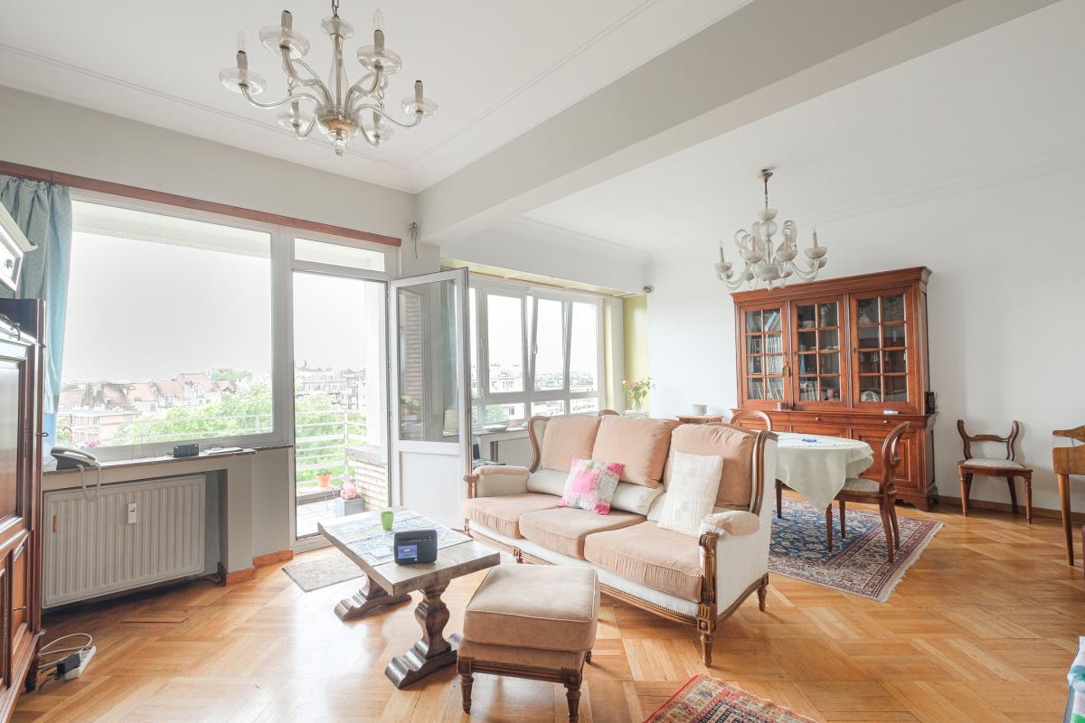 SOUS COMPROMIS ! Square de Léopoldville, Bel appartement 3 ch et terrasses