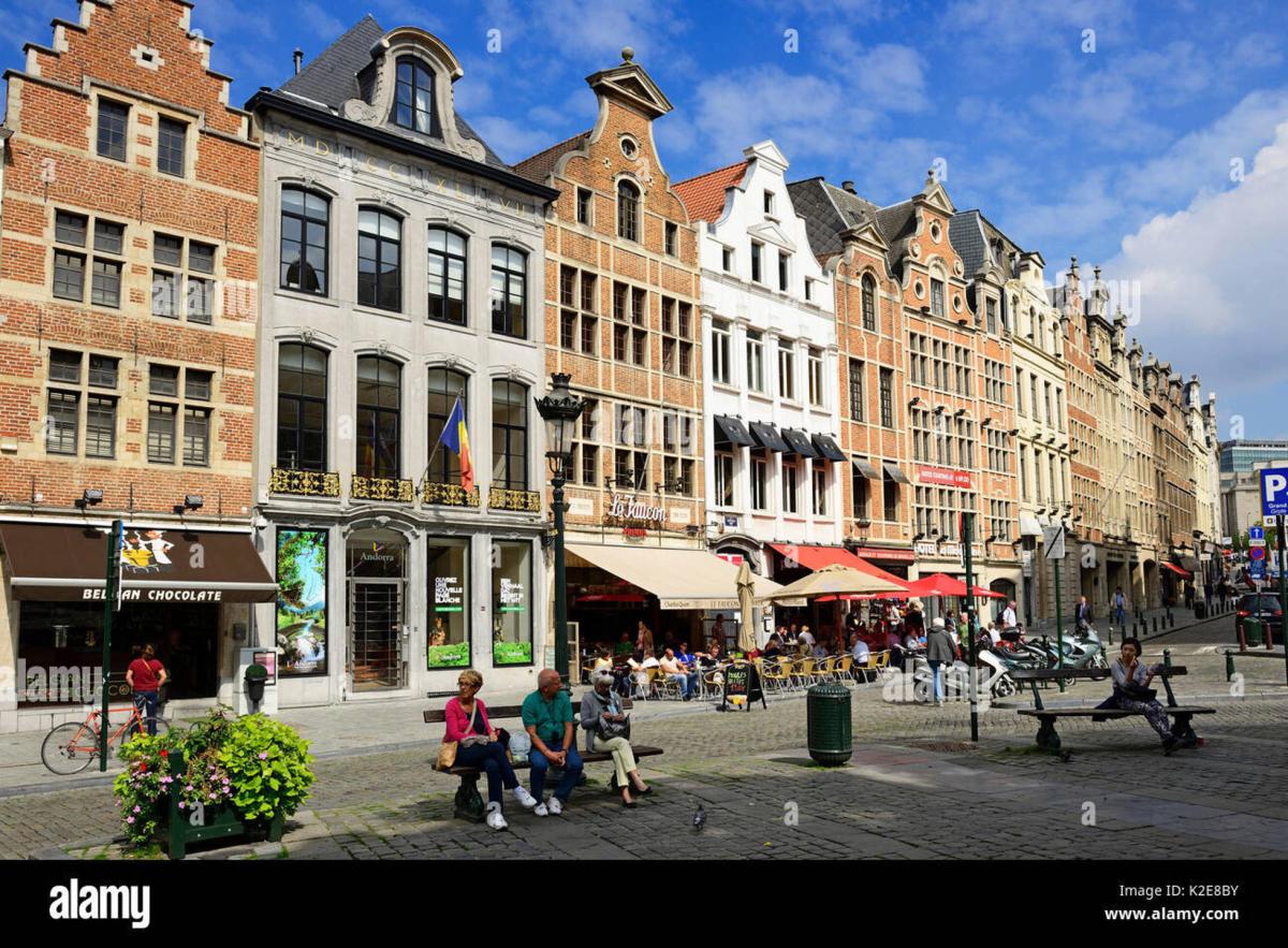 Grand place de Bruxelles: hôtel complètement rénové haut de gamme fonctionnel 