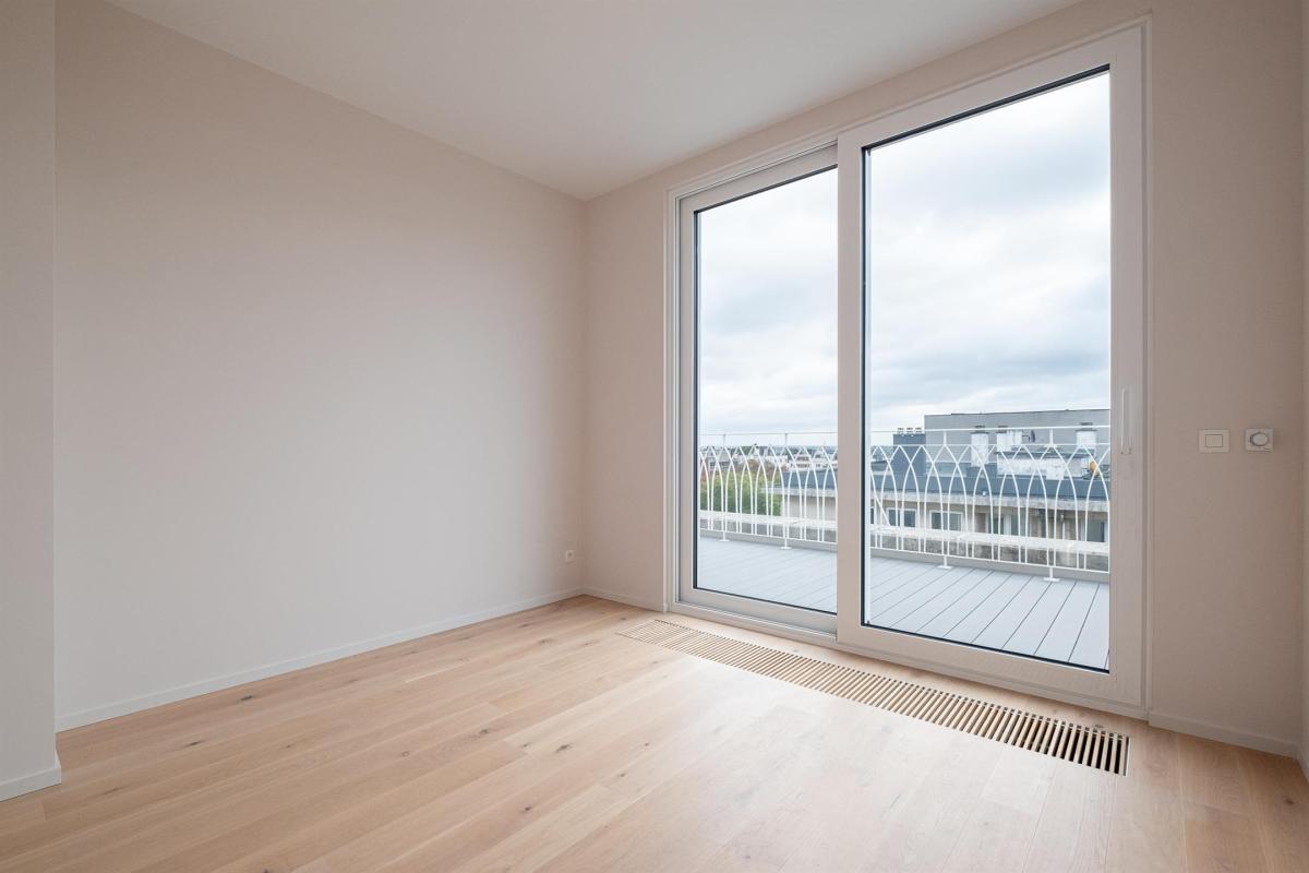Montgomery/Saint Michel magnifique penthouse terrasse de 87m²