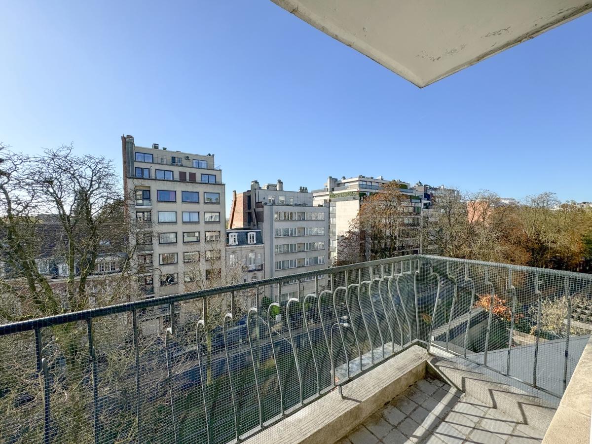 SOUS OFFRE !! Churchill : appartement 2 chambres + terrasses & garage