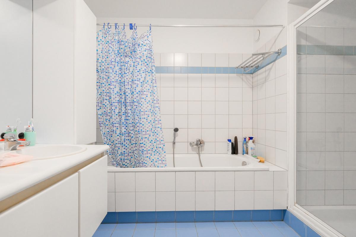 SOUS OFFRE !! Langeveld/ Floride : Bel appartement 2 chambres + terrasse
