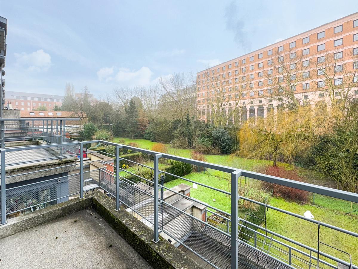 SOUS OFFRE !! Langeveld/ Floride : Bel appartement 2 chambres + terrasse