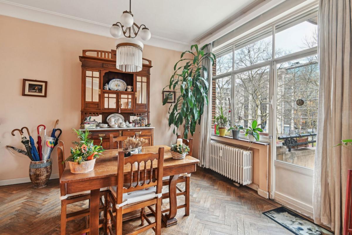 SOUS OFFRE Quartier EU: appartement de standing, terrasse, garage box