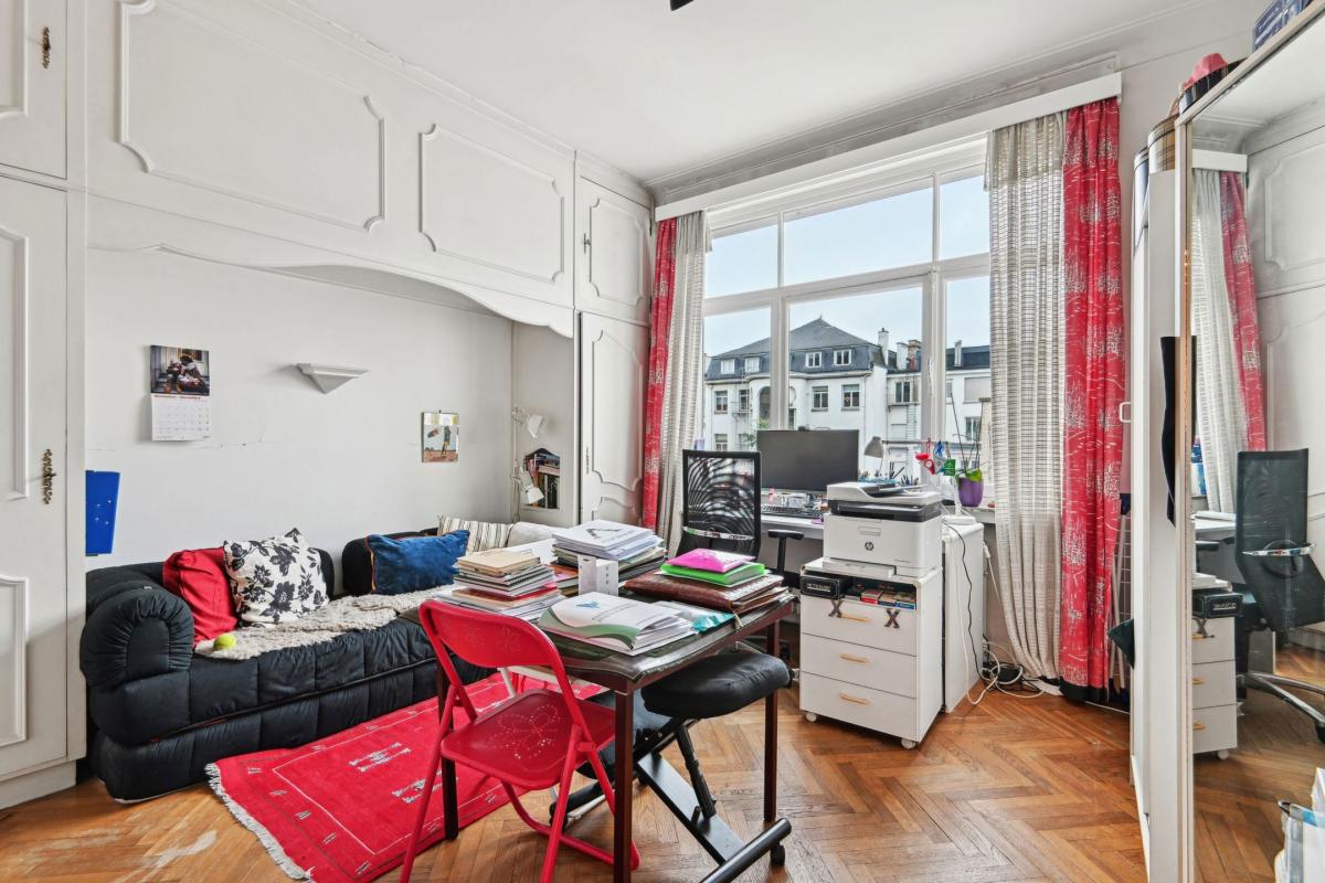 SOUS OFFRE Quartier EU: appartement de standing, terrasse, garage box