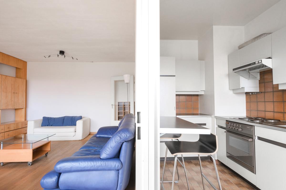SOUS COMPROMIS ! Quartier Européen: Lumineux appartement 2 ch 