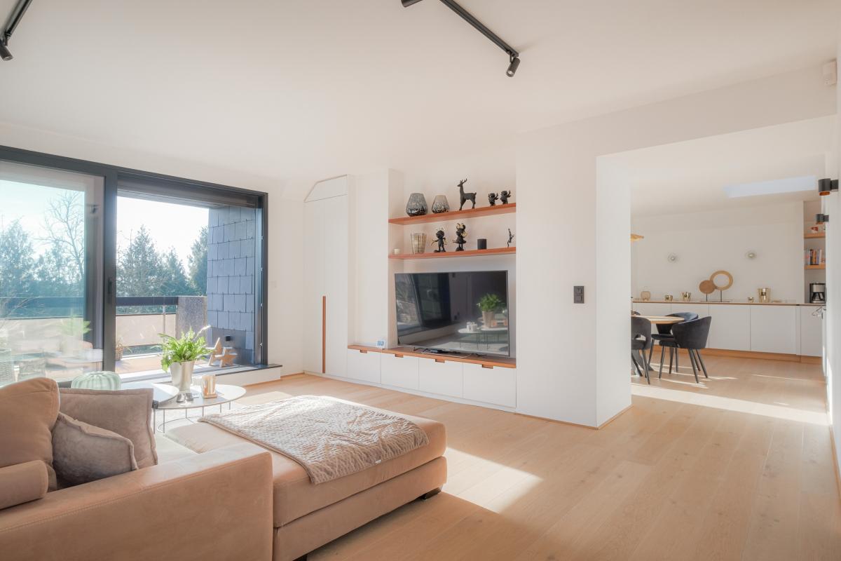 Hamoir : Magnifique penthouse entièrement rénové