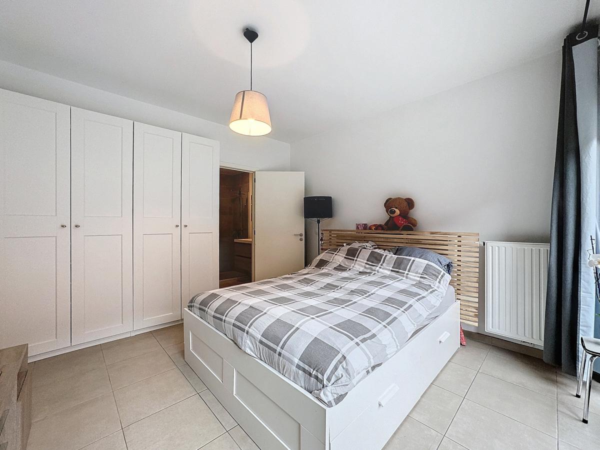 Erasme : Appartement neuf 1 chambre avec jardin 