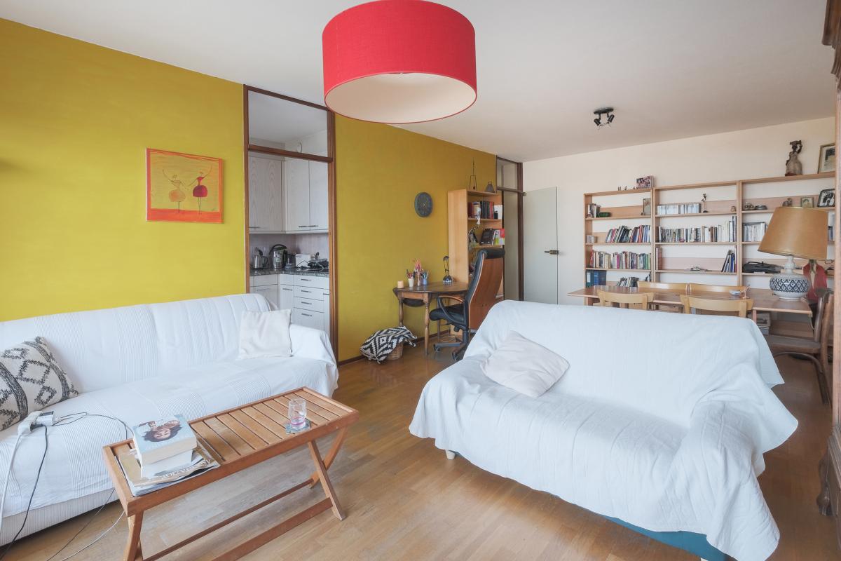 SOUS COMPROMIS - Place Jourdan: superbe appartement 2ch + 2 terr parking