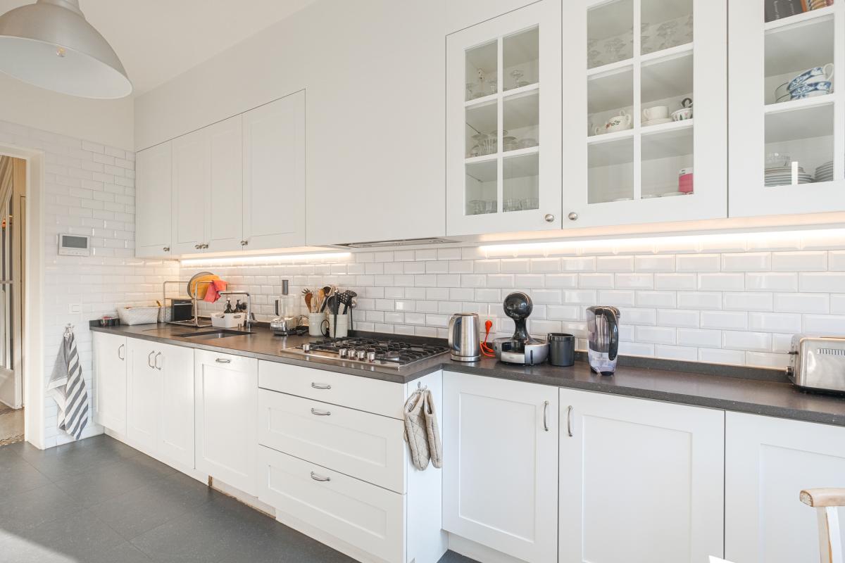 SOUS OFFRE !! Wolvendael : Splendide maison 4 chambres, bureau et jardin