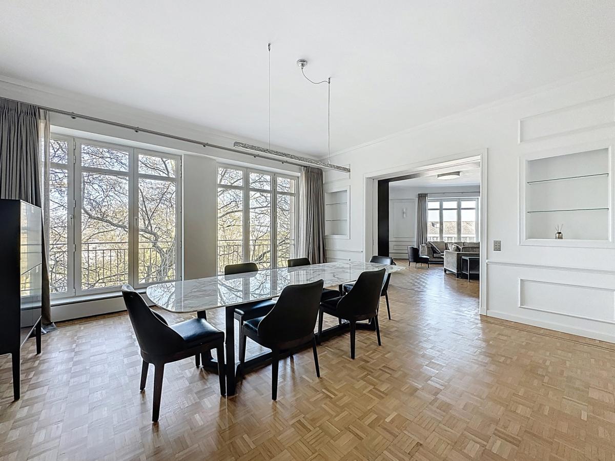 Louise/Cambre: Somptueux appartement meublé 3 ch. + terrasse