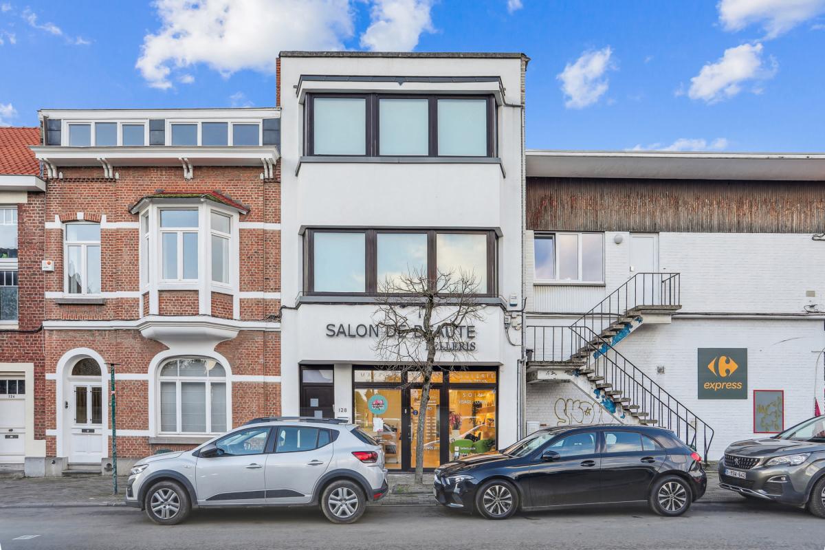Dieweg: Magnifique surface commerciale de ± 68m²