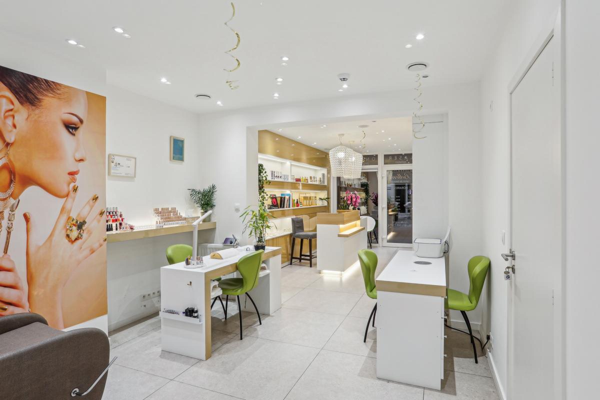 Dieweg: Magnifique surface commerciale de ± 68m²