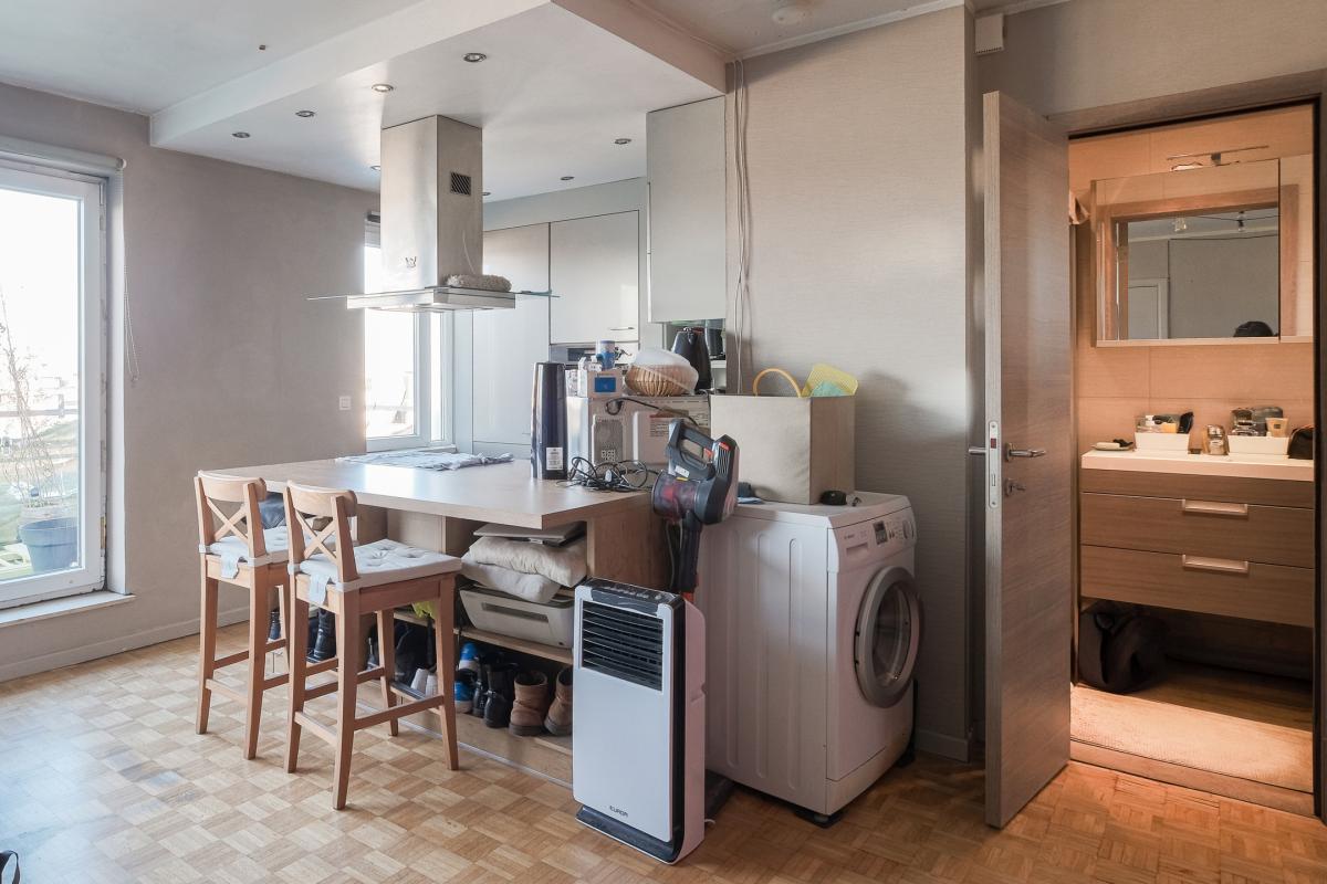 SOUS OFFRE ! Magnifique studio penthouse terrasse SO 12 m² + garage box