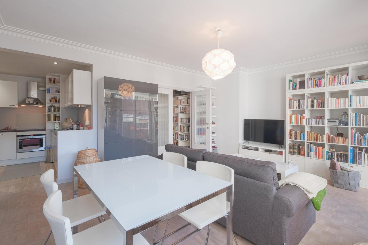 SOUS OFFRE !! Defacqz: lumineux appartement 1 chambre et terrasse