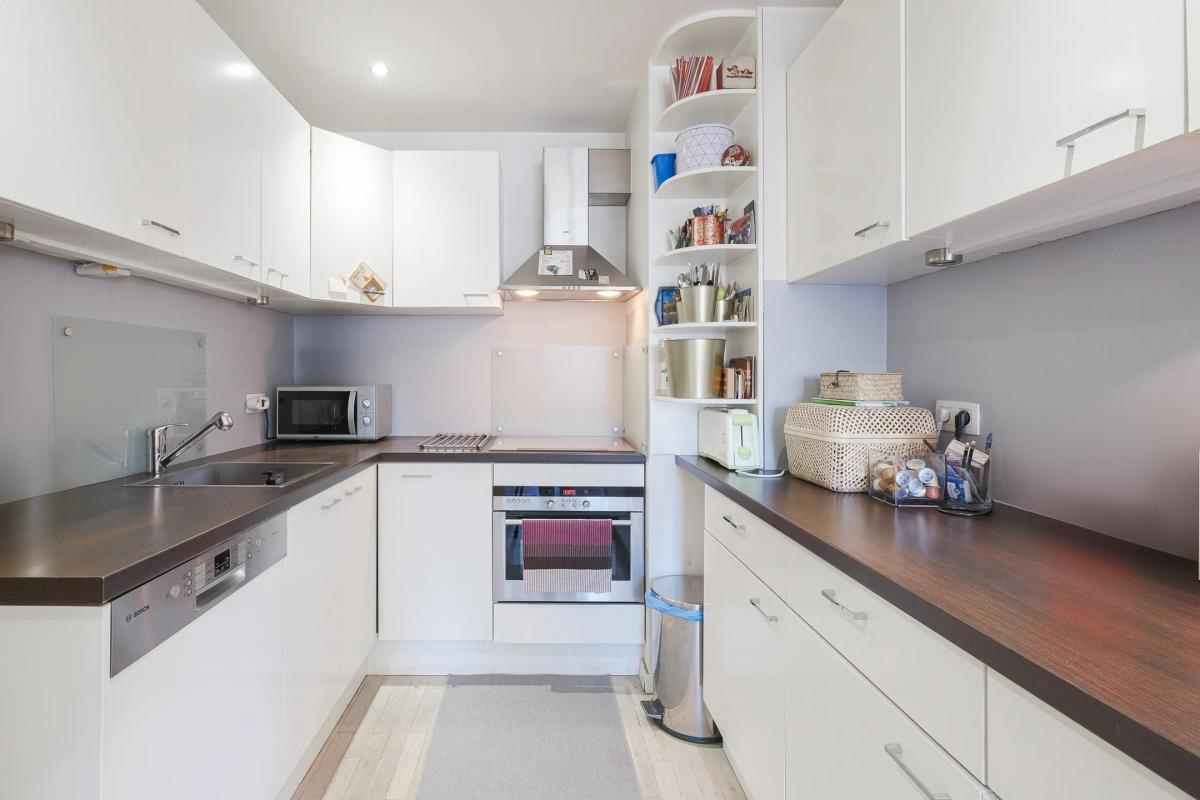 SOUS OFFRE !! Defacqz: lumineux appartement 1 chambre et terrasse
