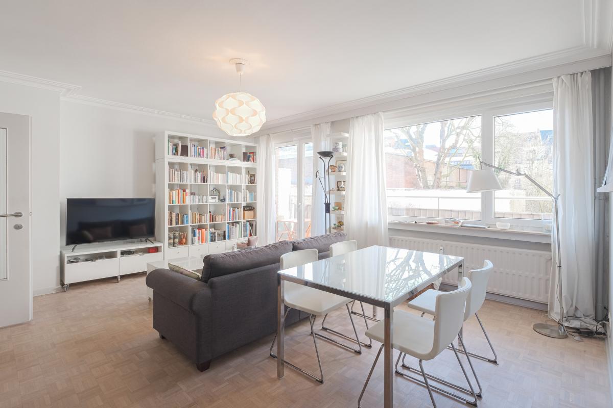 SOUS OFFRE !! Defacqz: lumineux appartement 1 chambre et terrasse