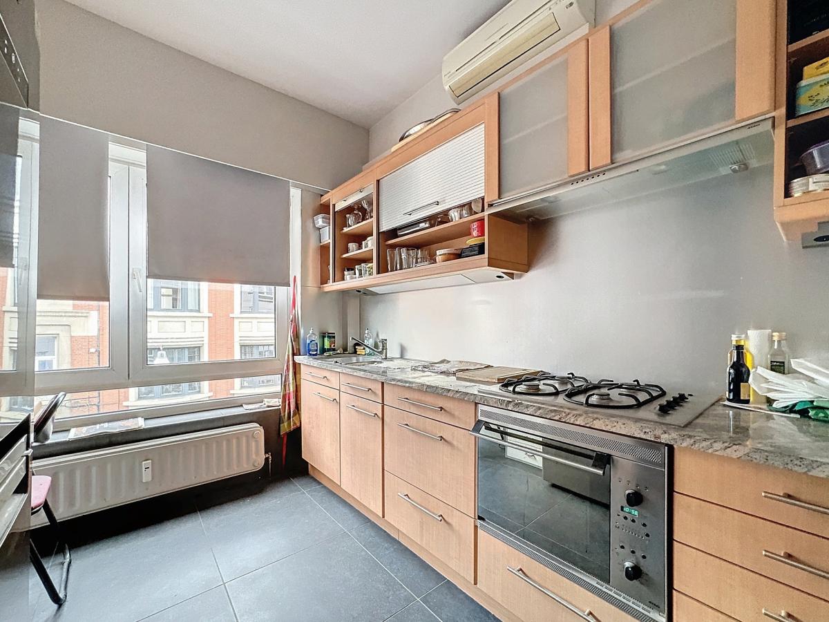 SOUS OFFRE !! Molière: appartement 1 chambre avec terrasse et garage