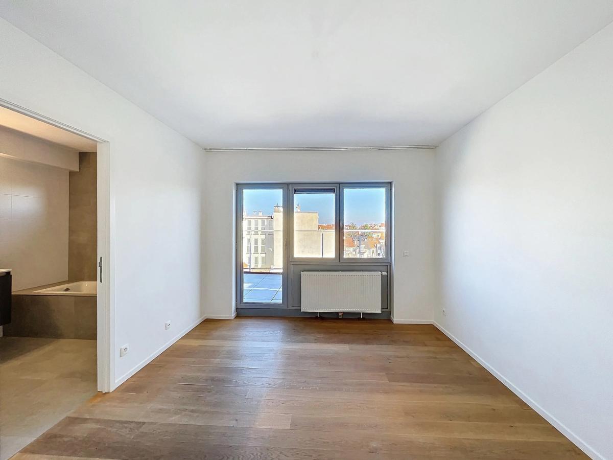Quartier Européen : Penthouse 3 chambres avec 2 terrasses