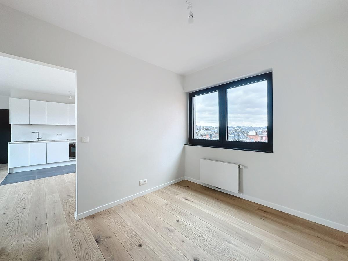 Danse : Superbe penthouse 1 ch. + terrasse 