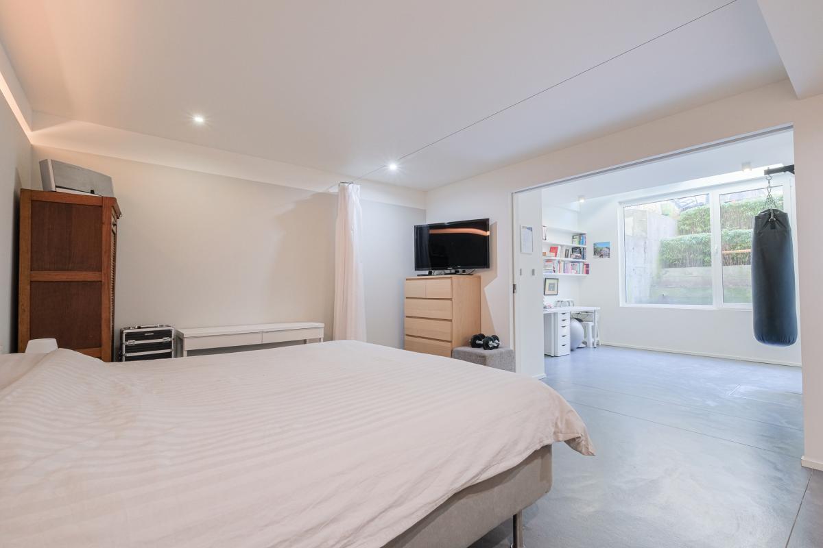 Quartier européen: Duplex 3/4 chambres avec jardin