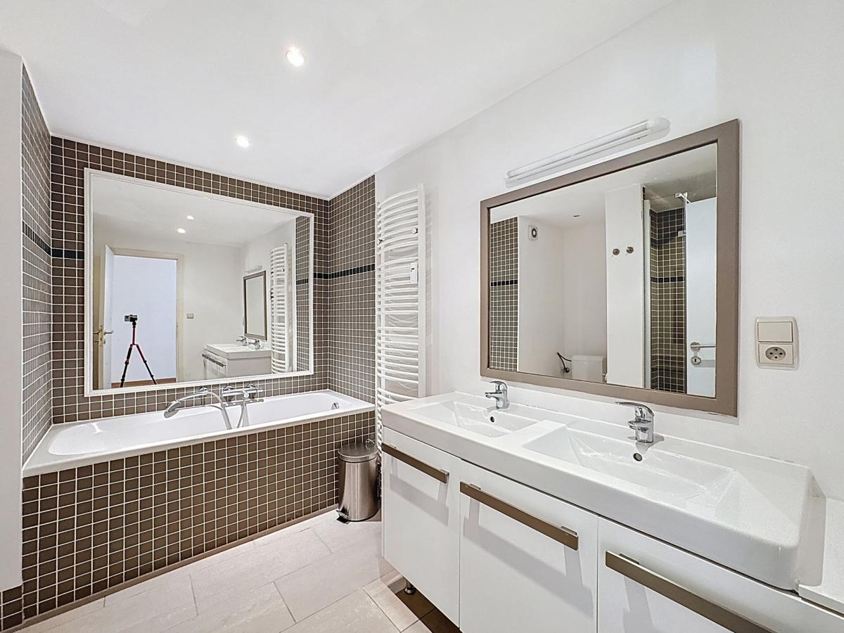 Quartier Louise : Bel appartement 2 chambres