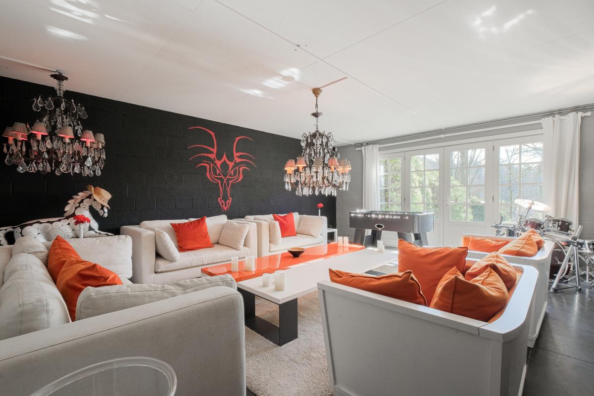 Magnifique villa de 700m2, 6 ch, 6 sdb, jardin de 50 ares