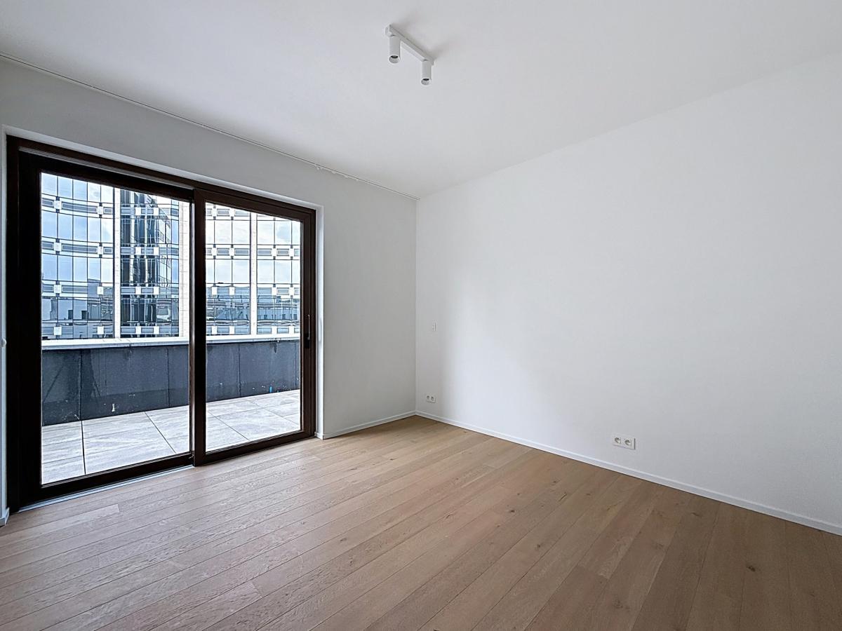 JOURDAN : Penthouse neuf 4 CH + Terrasse