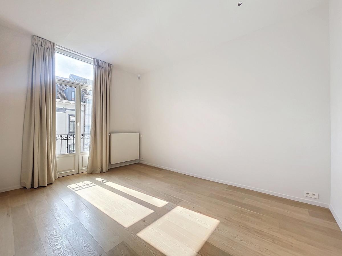 Quartier Châtelain : Belle maison unifamiliale 4 chambres