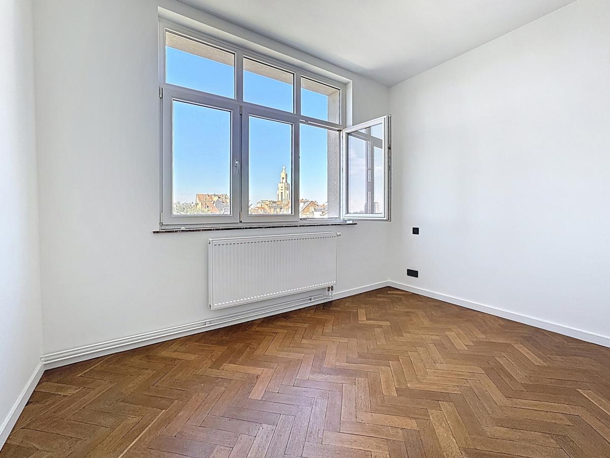 Molière/Alsemberg, ravissant appartement 2ch rénové