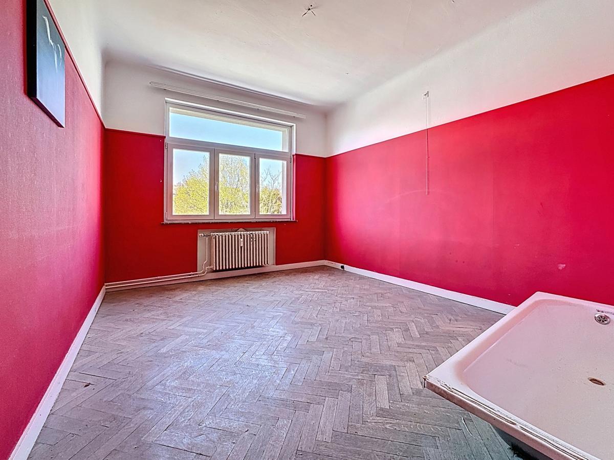 Molière/Alsemberg, ravissant appartement 2ch à rénover