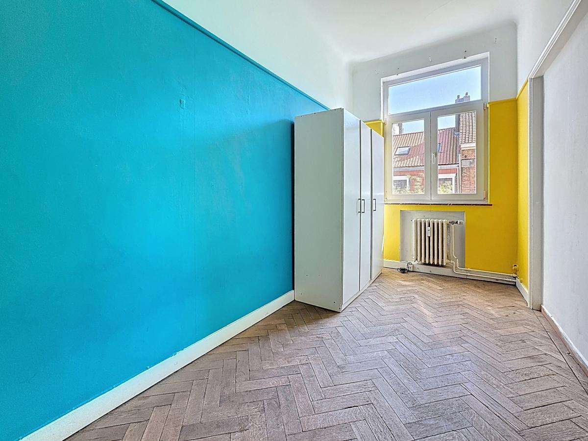 Molière/Alsemberg, ravissant appartement 2ch à rénover