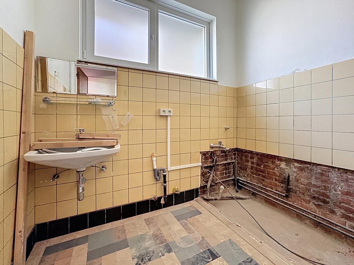 Molière/Alsemberg, ravissant appartement 2ch à rénover