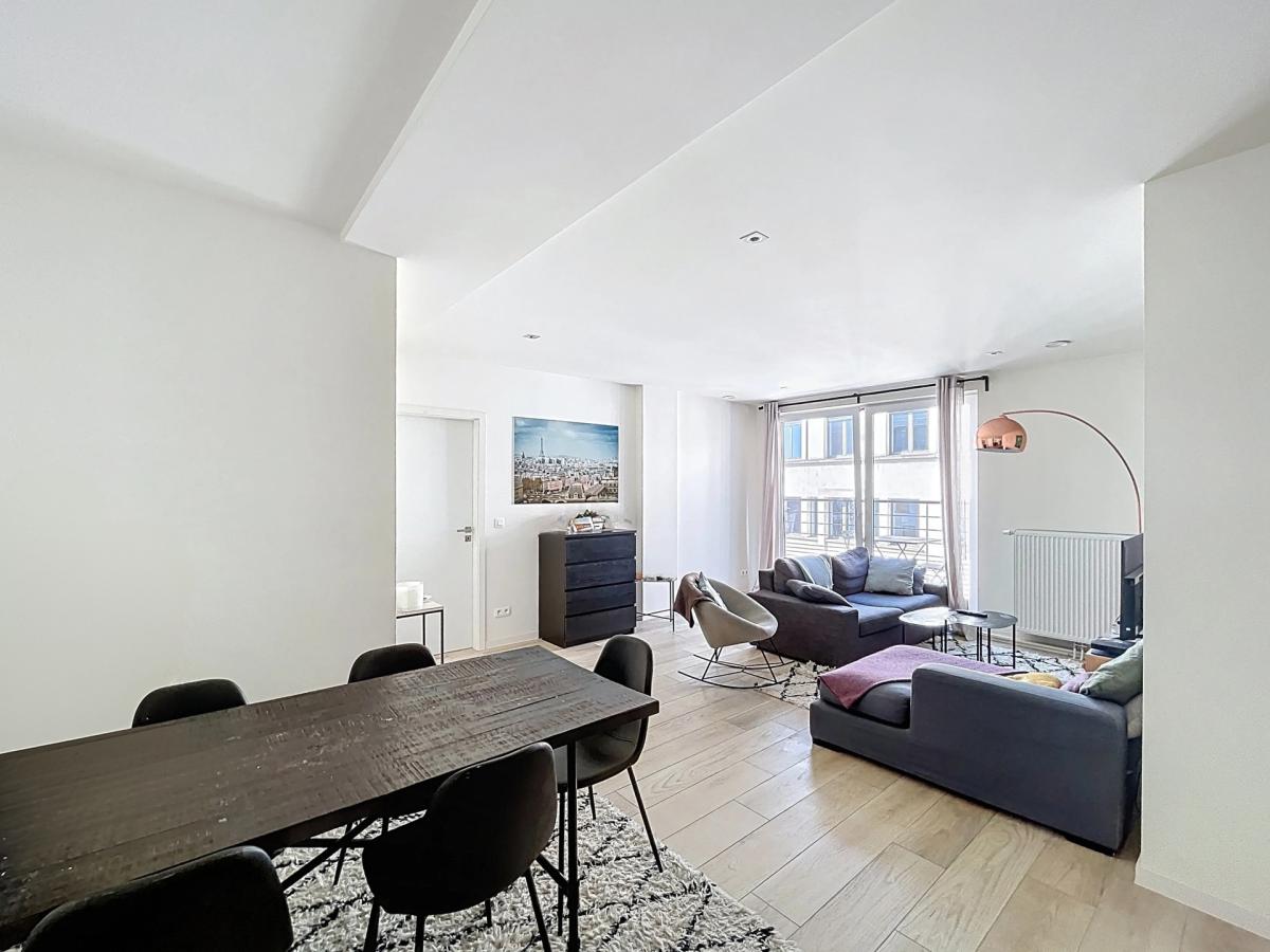 Quartier Européen: Superbe appartement meublé 2 ch +terrasse