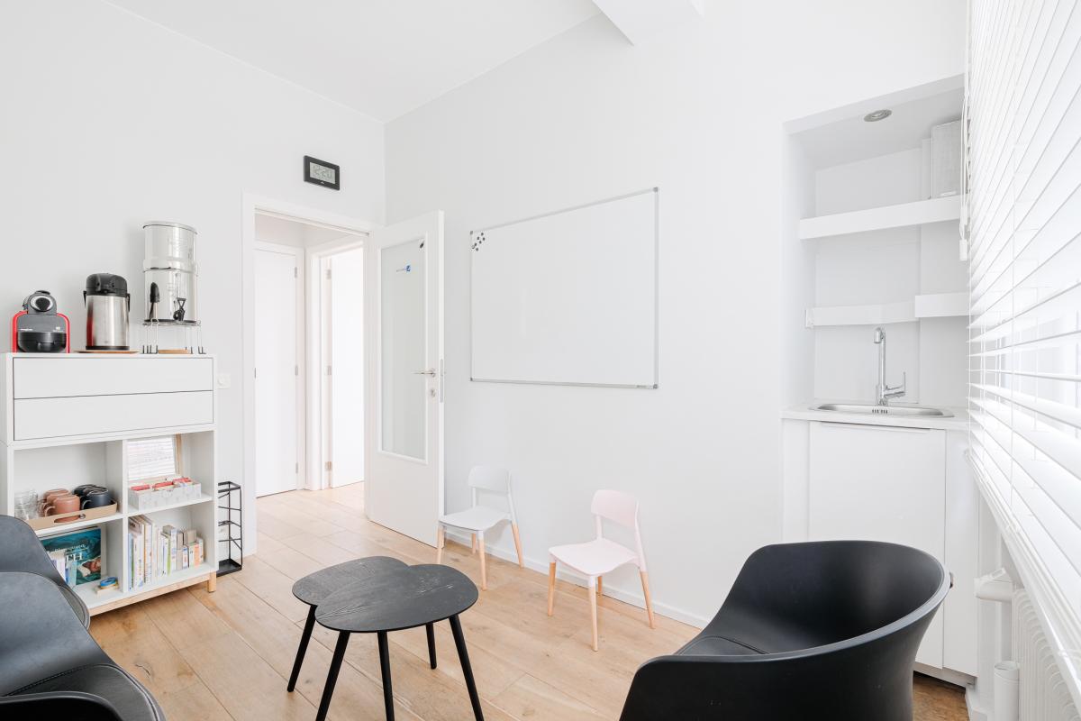  Brugmann Messidor : Rdc 2 chambres + bureau, usage prof lib